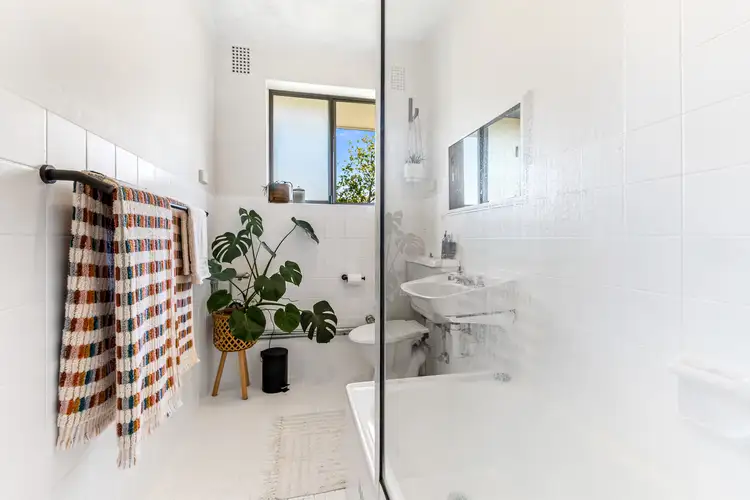 Sixth view of Homely apartment listing, 13/35 Dee Why Parade, Dee Why NSW 2099