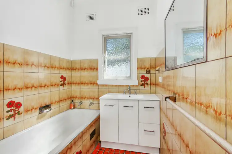 Fifth view of Homely house listing, 11 Kathleen Street, Tamworth NSW 2340