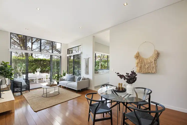 1/24 Clarence Avenue, Dee Why NSW 2099