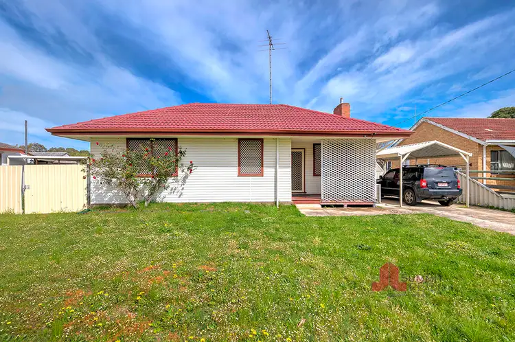 8 Hales Street, Carey Park WA 6230