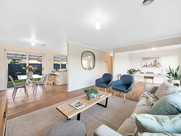 Third view of Homely house listing, 7 Dianne Court, Cranbourne North VIC 3977