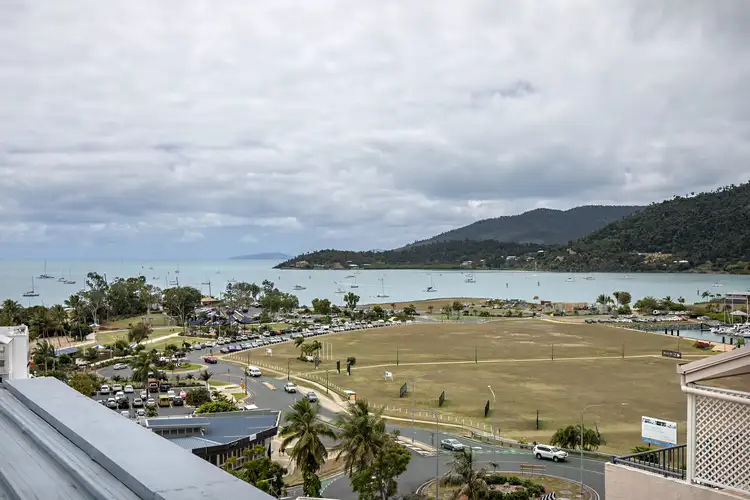 30/5 Golden Orchid Drive, Airlie Beach QLD 4802