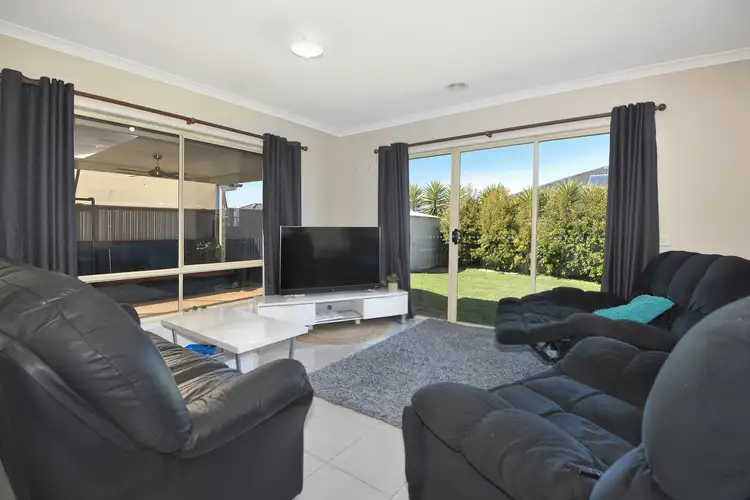 Fifth view of Homely house listing, 4 Carbine Drive, Alfredton VIC 3350