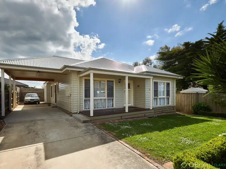1/13 Hopetoun Road, Drouin VIC 3818