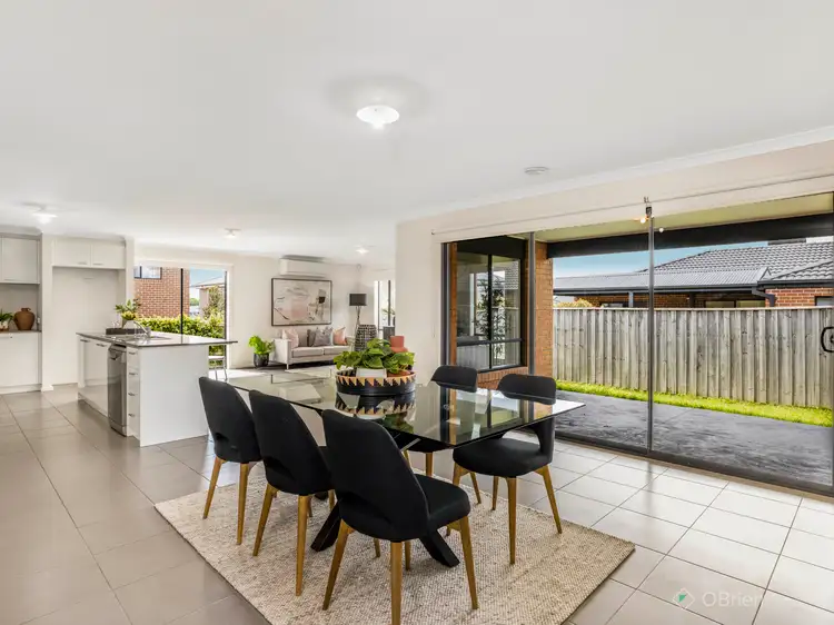 Fifth view of Homely house listing, 1 Bayleaf Street, Berwick VIC 3806