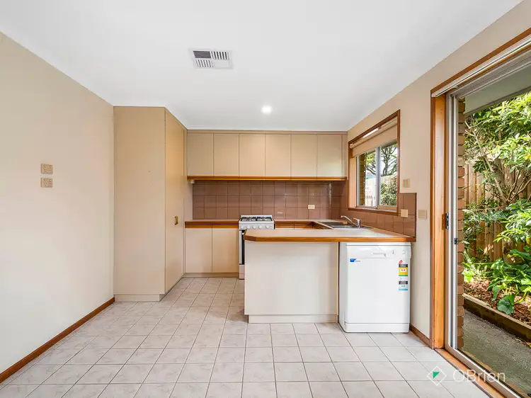 Fifth view of Homely unit listing, 2/64 Bondi Avenue, Frankston VIC 3199