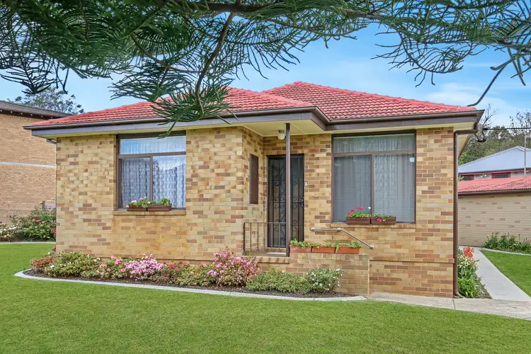 43 Gallop Street, Berkeley NSW 2506