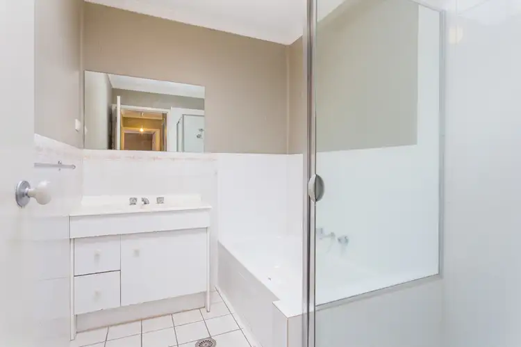 Sixth view of Homely townhouse listing, 17/6 Kemsley Place, Pearce ACT 2607