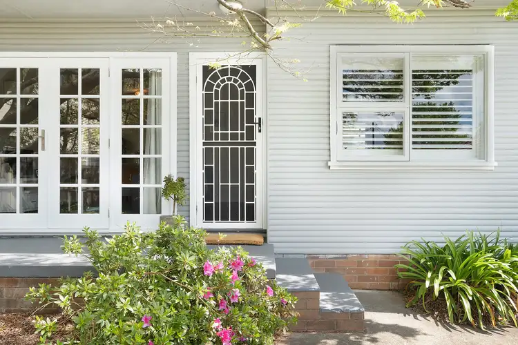 11A Somerville Road, Hornsby Heights NSW 2077