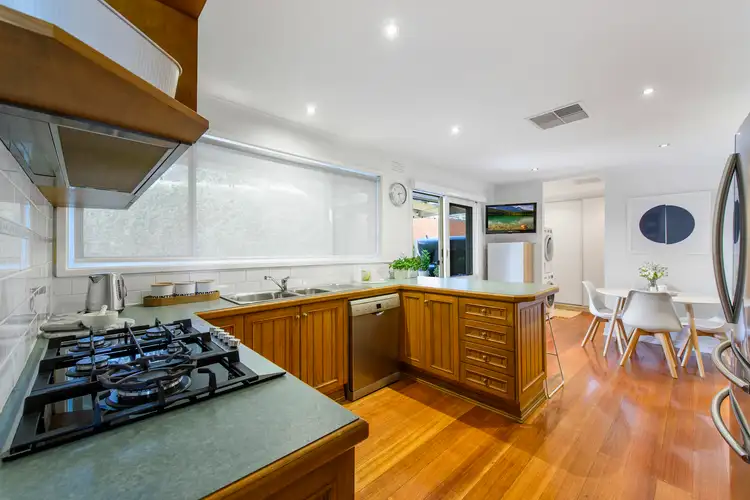 Sixth view of Homely house listing, 10 Albatross Court, Keilor VIC 3036