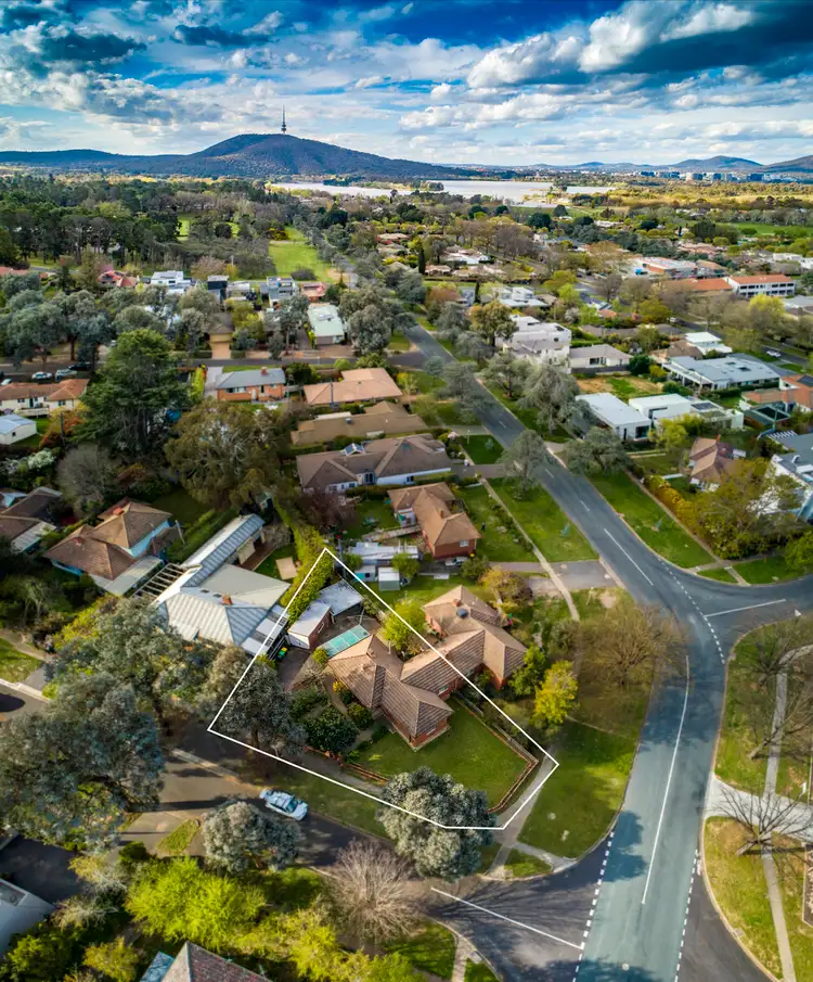 Fifth view of Homely house listing, 2 Schomburgk Street, Yarralumla ACT 2600