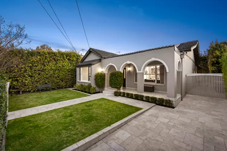 15 Gardenvale Road, Caulfield South VIC 3162