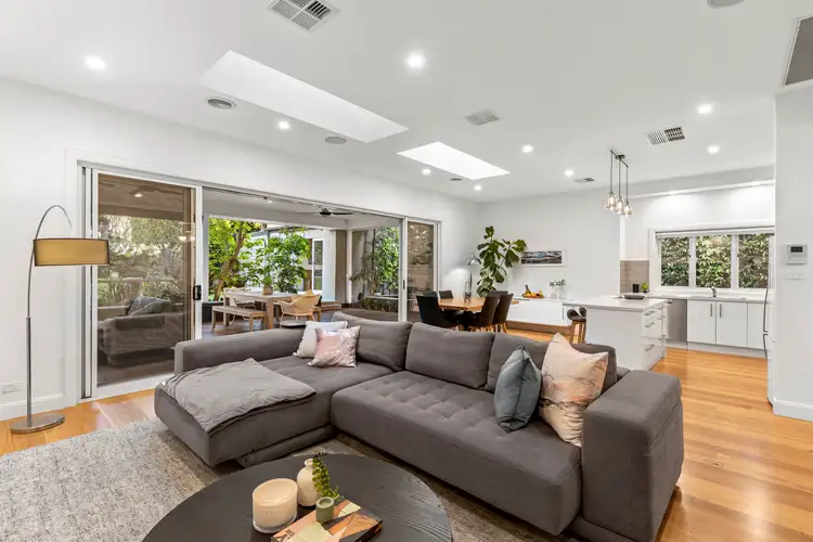 Fourth view of Homely house listing, 15 Gardenvale Road, Caulfield South VIC 3162