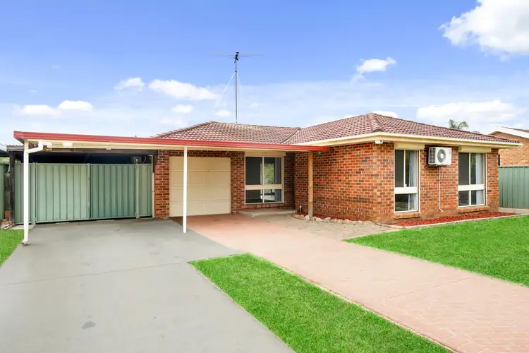 7 & 7a Blackbird Glen, Erskine Park NSW 2759