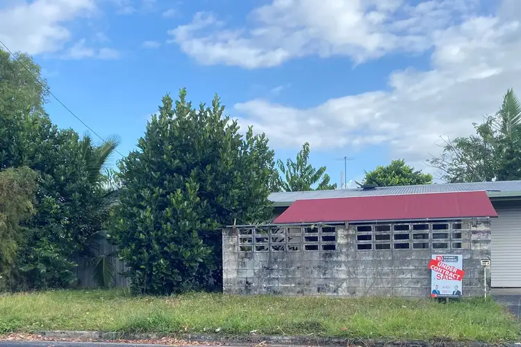 Main view of Homely semi-detached listing, 1/25 Armbrust Street, Manoora QLD 4870