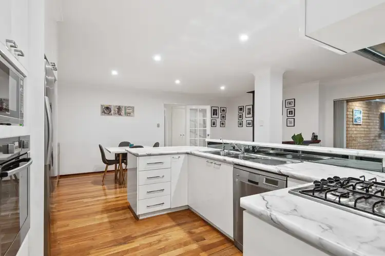 Sixth view of Homely house listing, 4 Catrine Court, Kingsley WA 6026