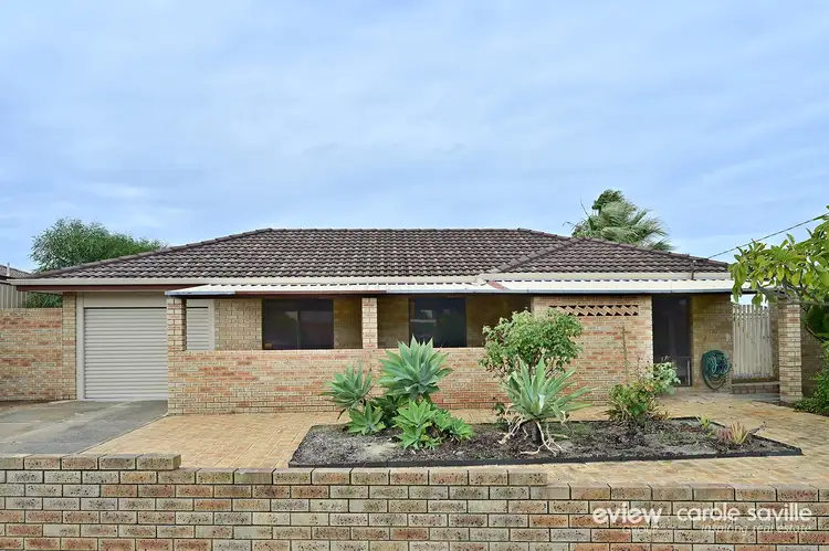 40 Emperor Avenue, Beldon WA 6027