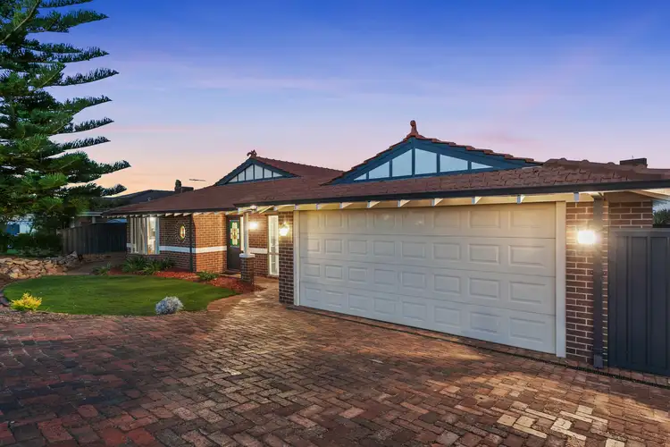 20 Westhaven Drive, Woodvale WA 6026