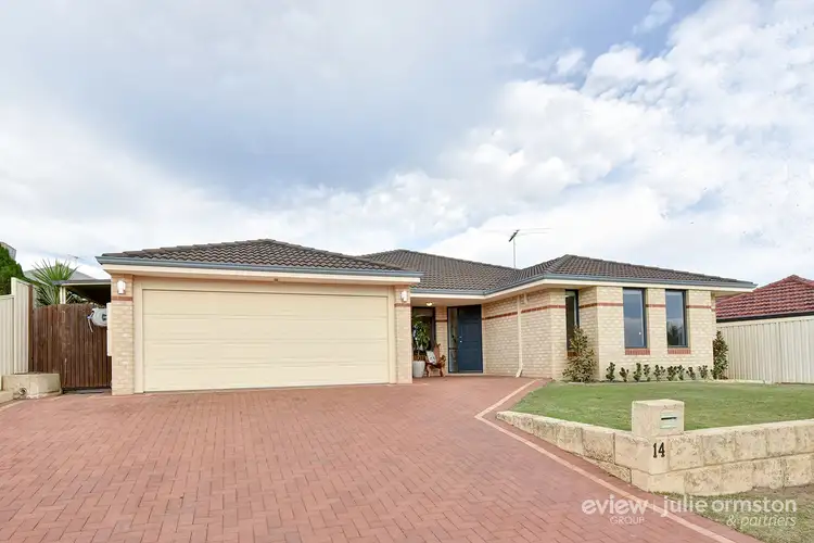 14 Chatsworth Drive, Hocking WA 6065