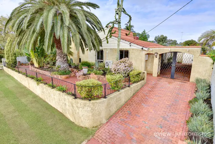 7 Wonambi Way, Wanneroo WA 6065