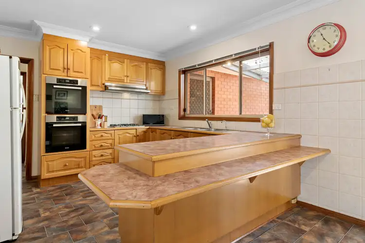 Fifth view of Homely house listing, 5 Tanjil Court, Thomastown VIC 3074