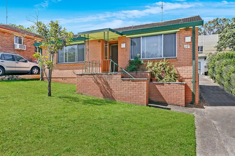 17 Hinkler Street, Ermington NSW 2115