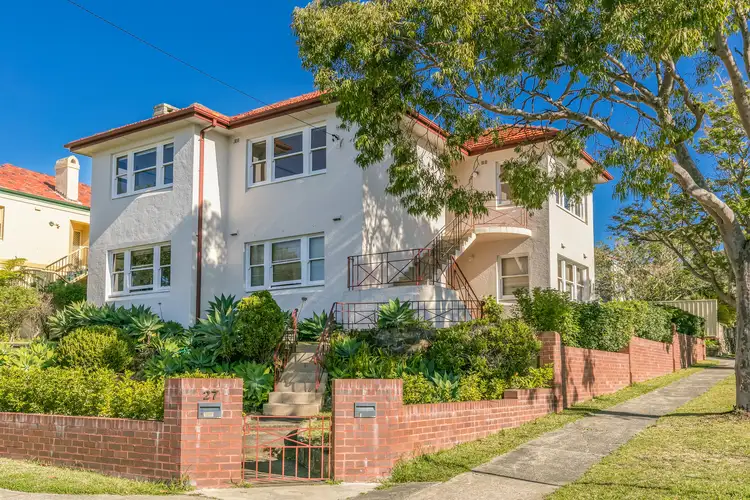1/27 Seaview Street