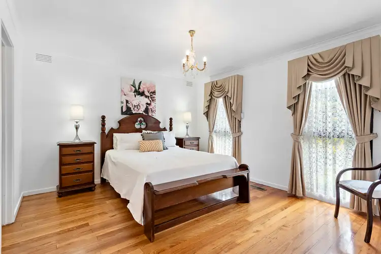 Sixth view of Homely house listing, 5 Bargrove Court, Thomastown VIC 3074