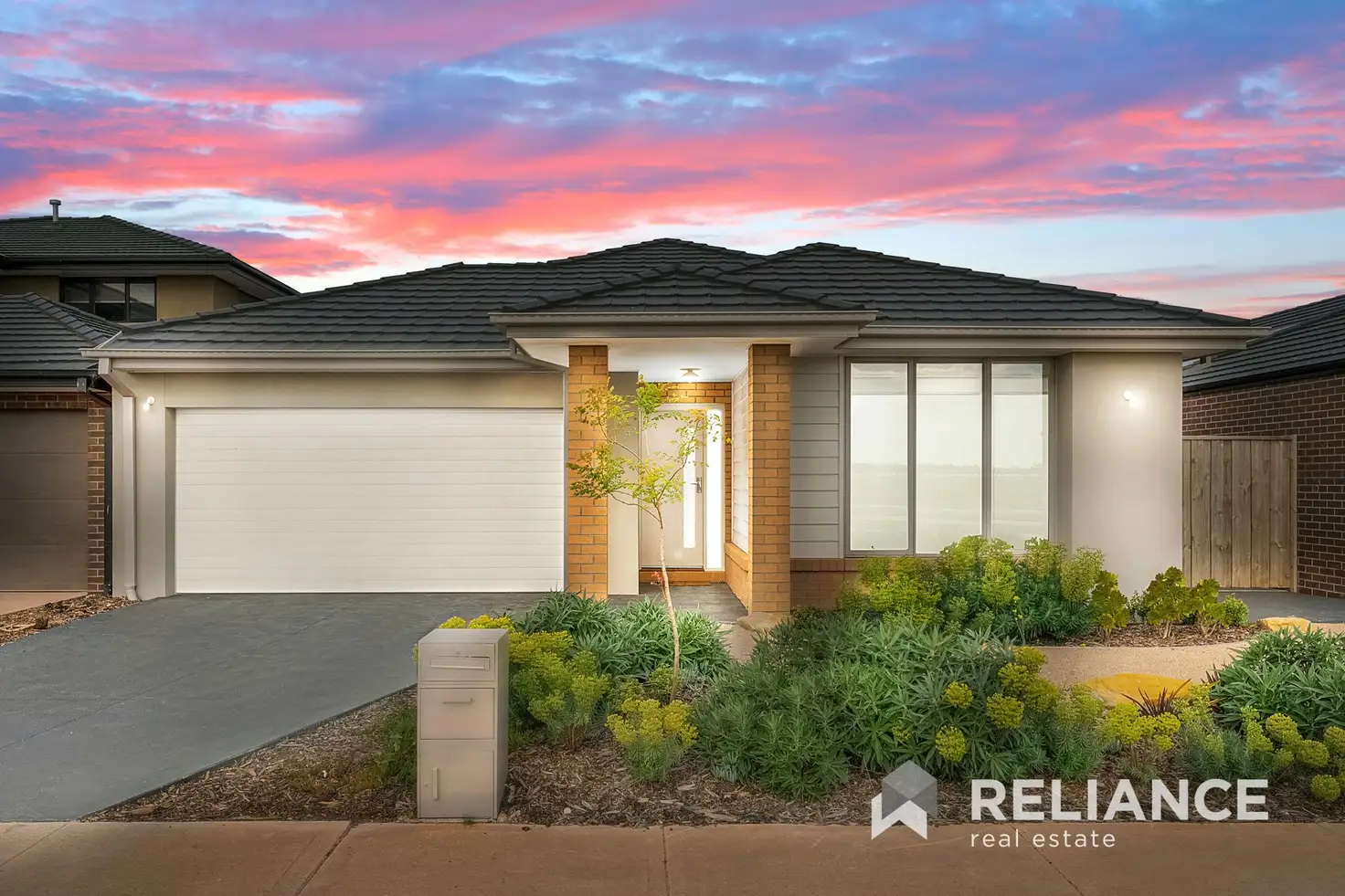 Main view of Homely house listing, 29 Bonhams Circuit, Manor Lakes VIC 3024