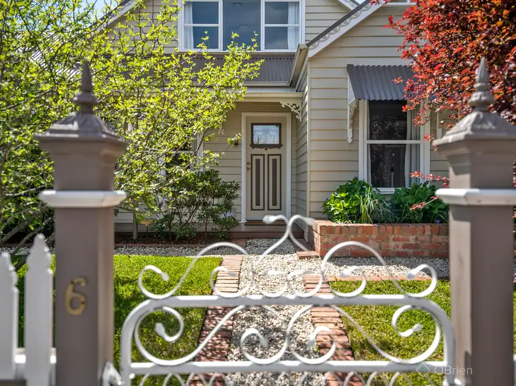 6 Laburnum Street, Berwick VIC 3806