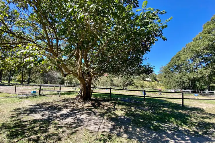 34 Storrs Road, Peachester QLD 4519