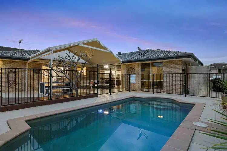 Fifth view of Homely house listing, 8 Piper Drive, Hamlyn Terrace NSW 2259