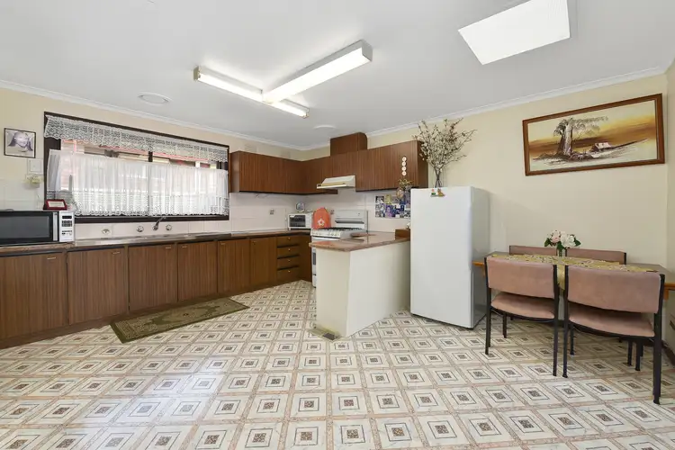 Fifth view of Homely unit listing, 2/62 Thackeray Road, Reservoir VIC 3073