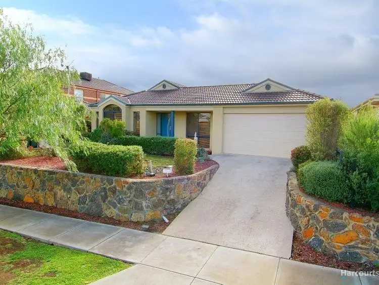 27 Wingspan Avenue, South Morang VIC 3752