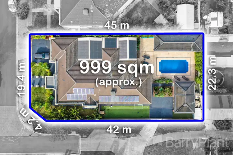 Second view of Homely house listing, 6 Salisbury Court, Hillside VIC 3037