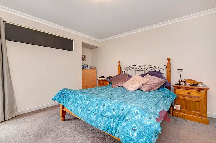 Sixth view of Homely house listing, 8 Sheriff Fairway, Dalyellup WA 6230