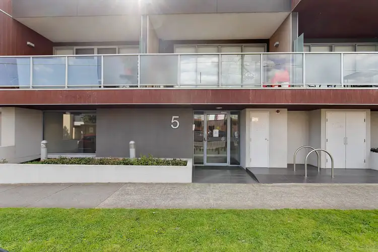 13/5 Bear Street, Mordialloc VIC 3195