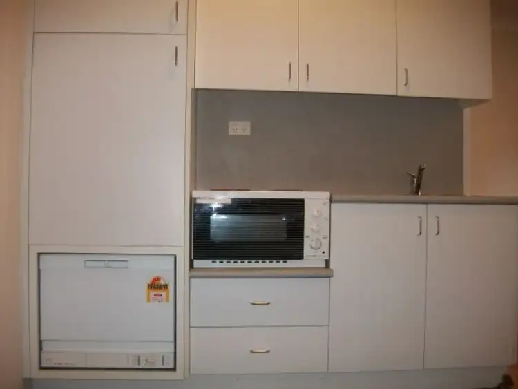 Fifth view of Homely studio listing, 11/3 McDonald Street, Potts Point NSW 2011