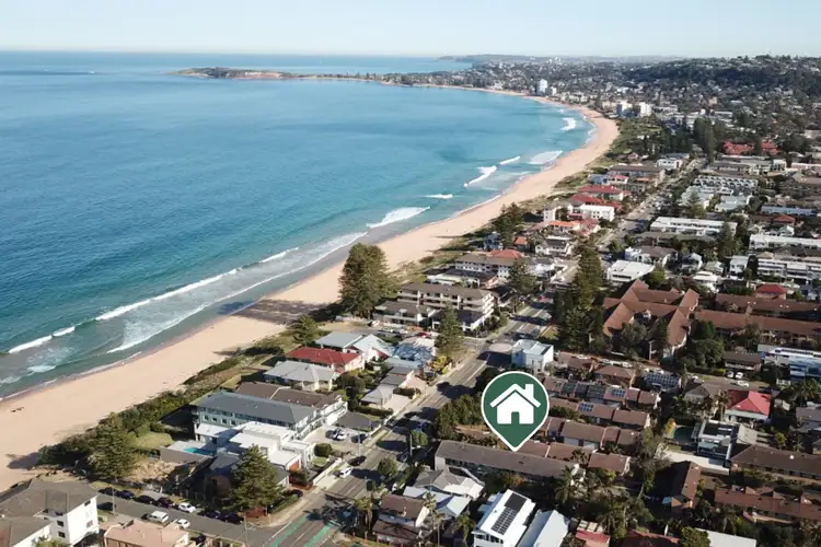 Second view of Homely unit listing, 4/176 Ocean Street, Narrabeen NSW 2101