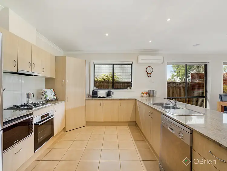 Fourth view of Homely house listing, 17 Leichhardt Court, Sandhurst VIC 3977
