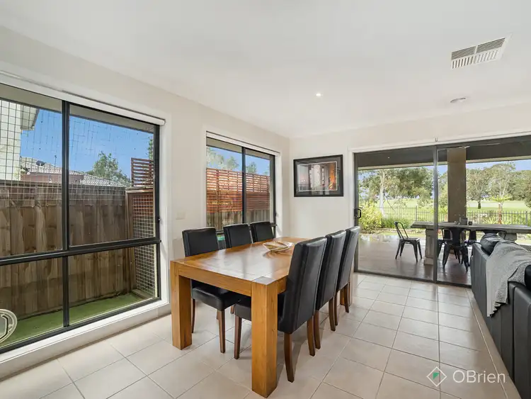 Fifth view of Homely house listing, 17 Leichhardt Court, Sandhurst VIC 3977
