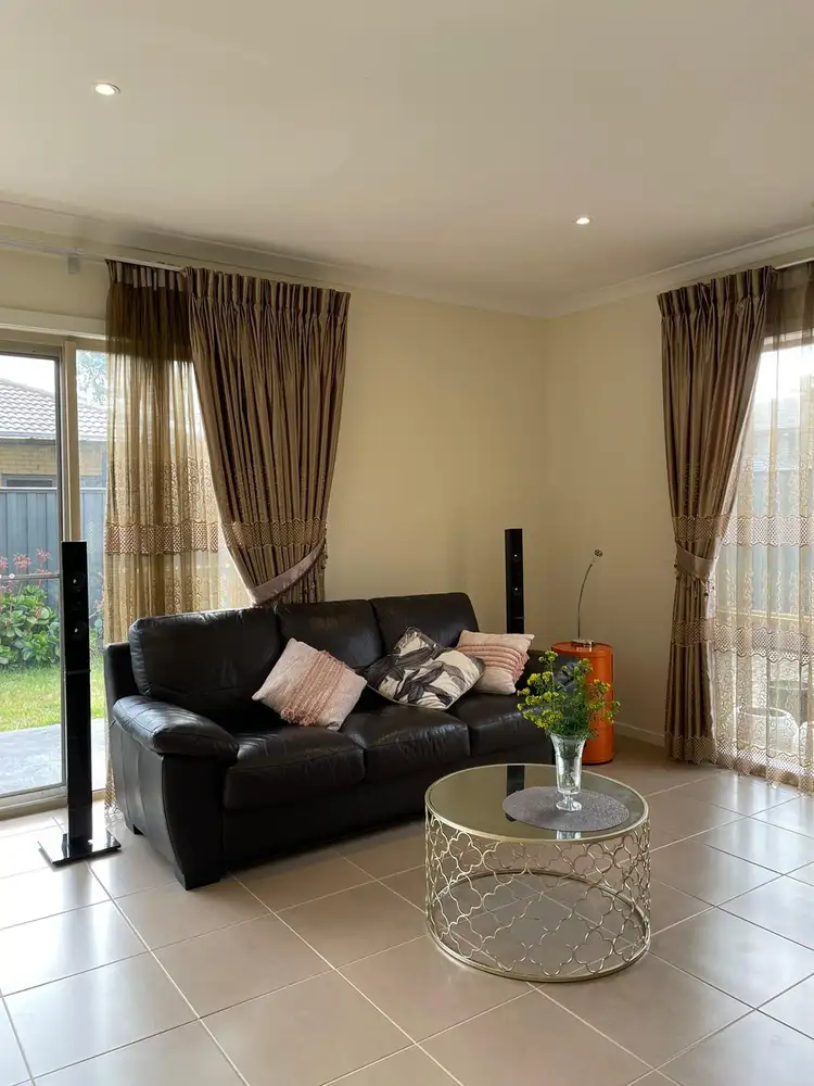 Sixth view of Homely house listing, 5 Bevan Court, Point Cook VIC 3030