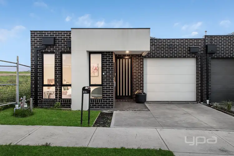 45 Docker Circuit, Mickleham VIC 3064