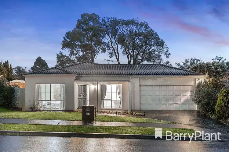 12 Golden Ridge Drive, Croydon Hills VIC 3136