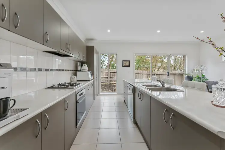 Fifth view of Homely house listing, 11 Haven Close, South Morang VIC 3752