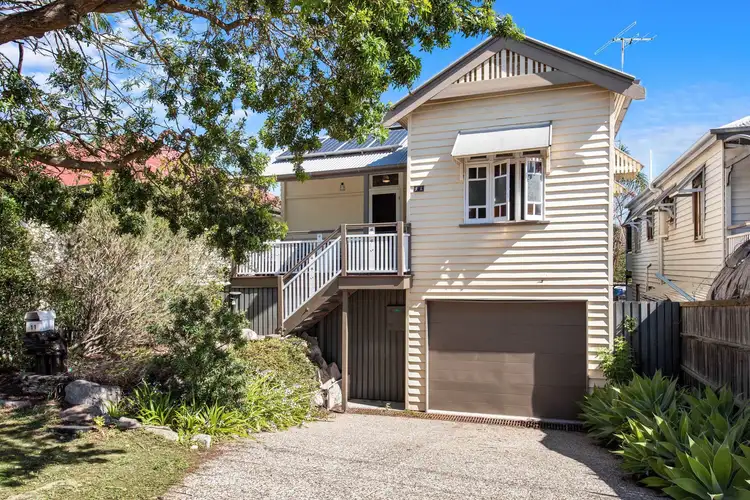 11 Karthina Street, Bulimba QLD 4171