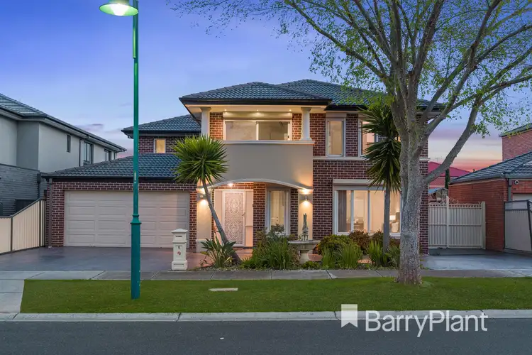 Main view of Homely house listing, 5 Mossbury Court, Taylors Hill VIC 3037
