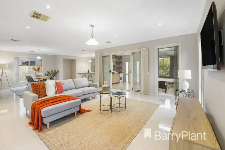 Fourth view of Homely house listing, 5 Mossbury Court, Taylors Hill VIC 3037