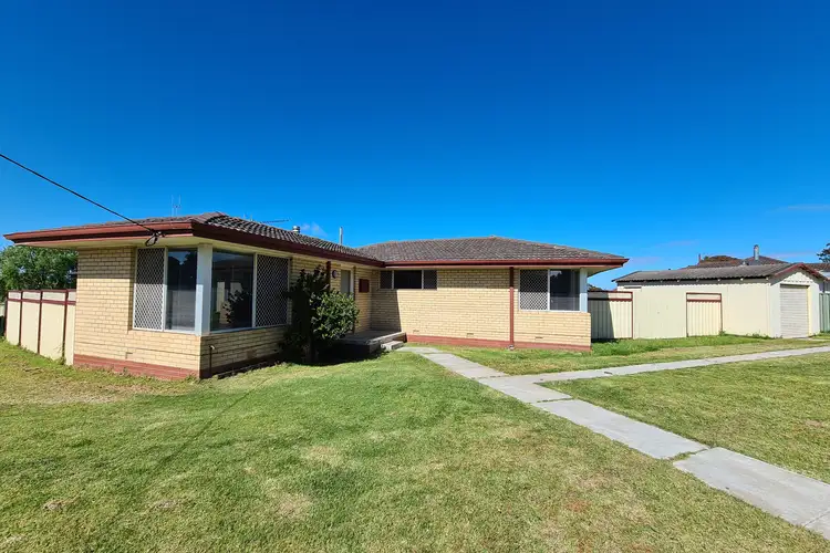 8 Beeck Street, Katanning WA 6317