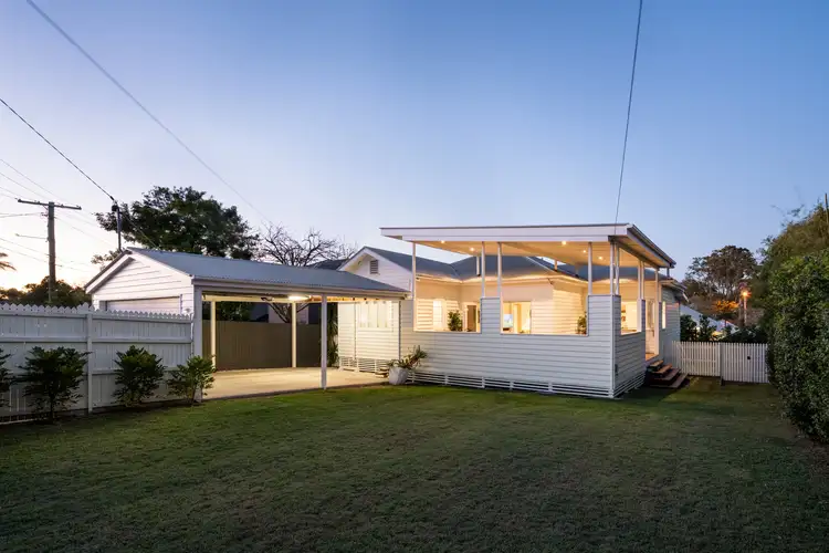 8 Marshall Avenue, Seven Hills QLD 4170